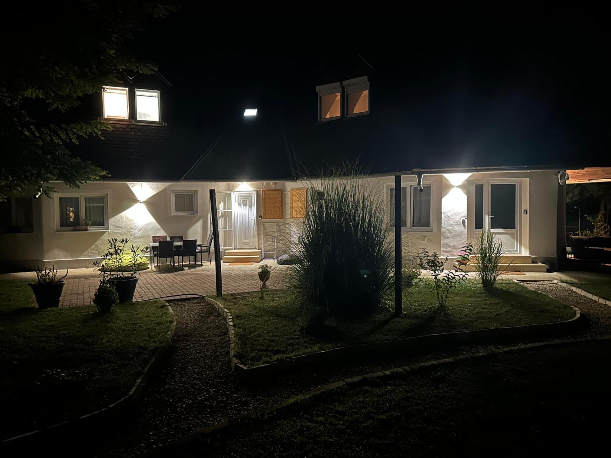 Levendulakert Siofok Apartmanhaz Exterior foto